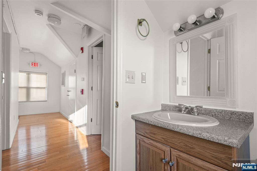 1618 Parker Avenue — photo 21