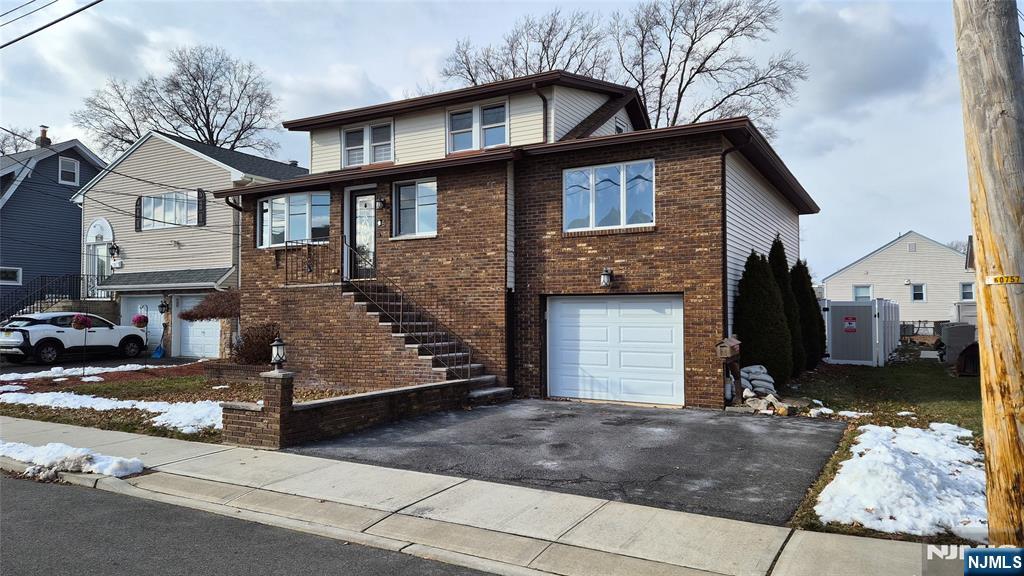 17A Garden Drive, Elmwood Park, NJ, 07407