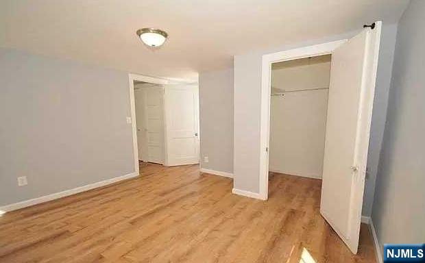 2ND BR , LG CLOSET