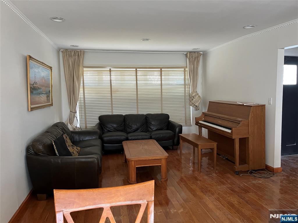 539 Sandra Place, Teaneck, NJ, 07666