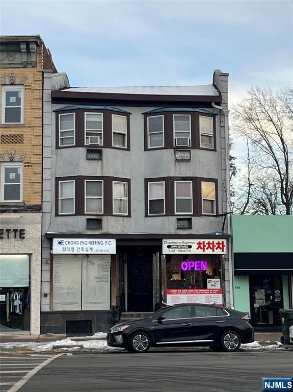 324 Broad Avenue A - Photo 1