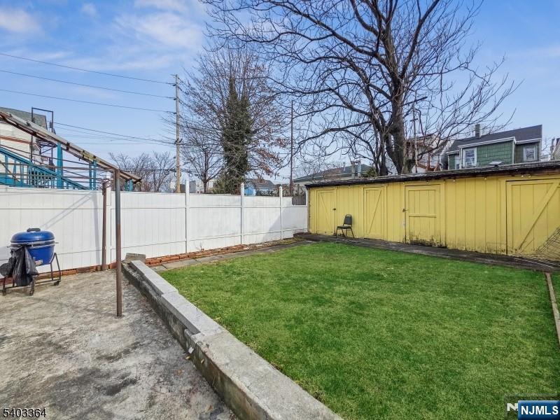 115 Butler Street - Photo 5