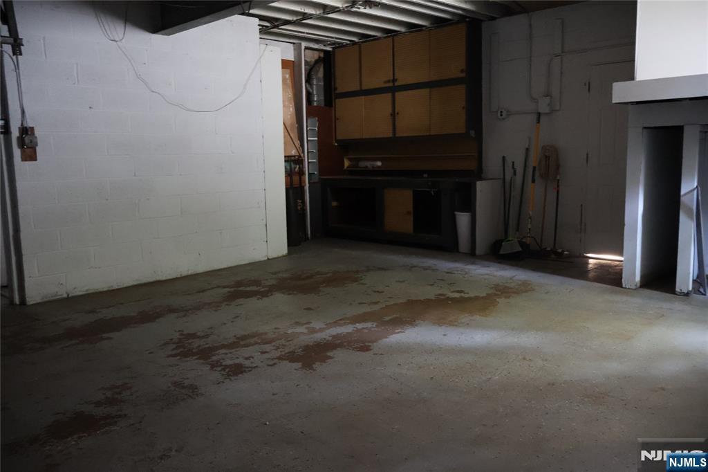 1032 Glen Road