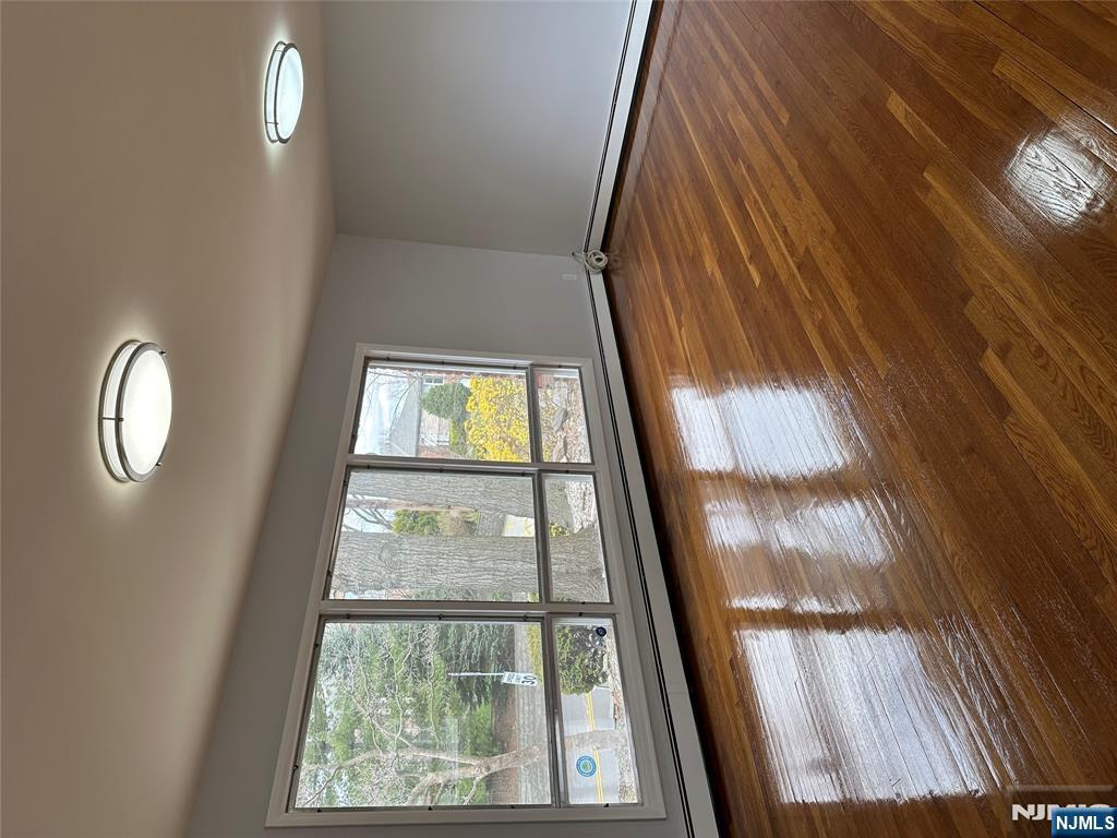 1032 Glen Road - Photo 10
