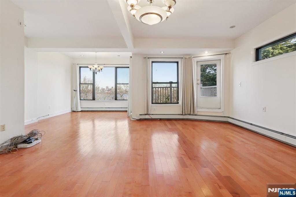32 Hudson Terrace 2 - Photo 4