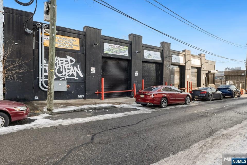 104 Harrison Avenue - Photo 3