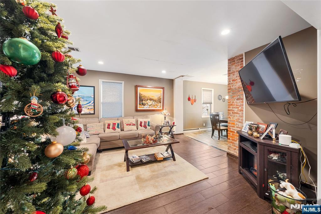 17 Dietrich Street - Photo 3