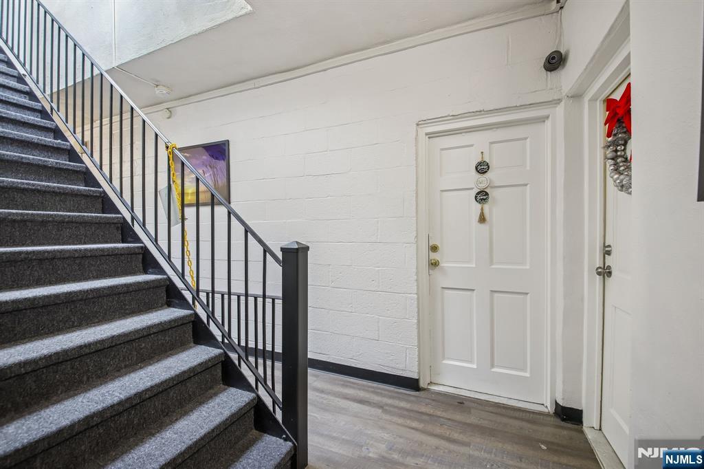 209-211 48th Street D3/403 - Photo 5