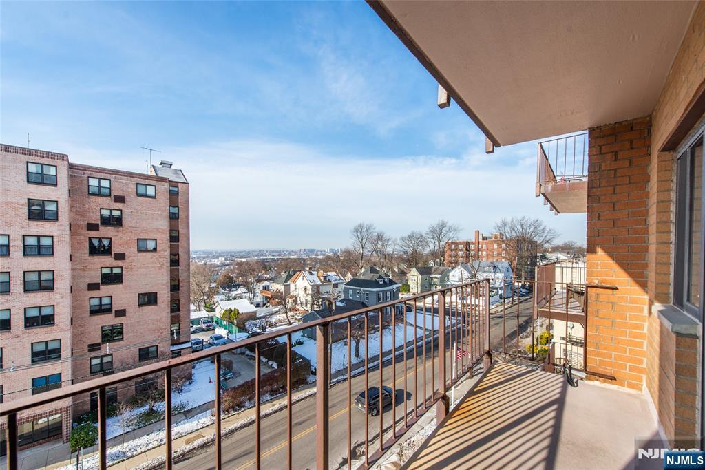 265 Main Street 503 - Photo 3