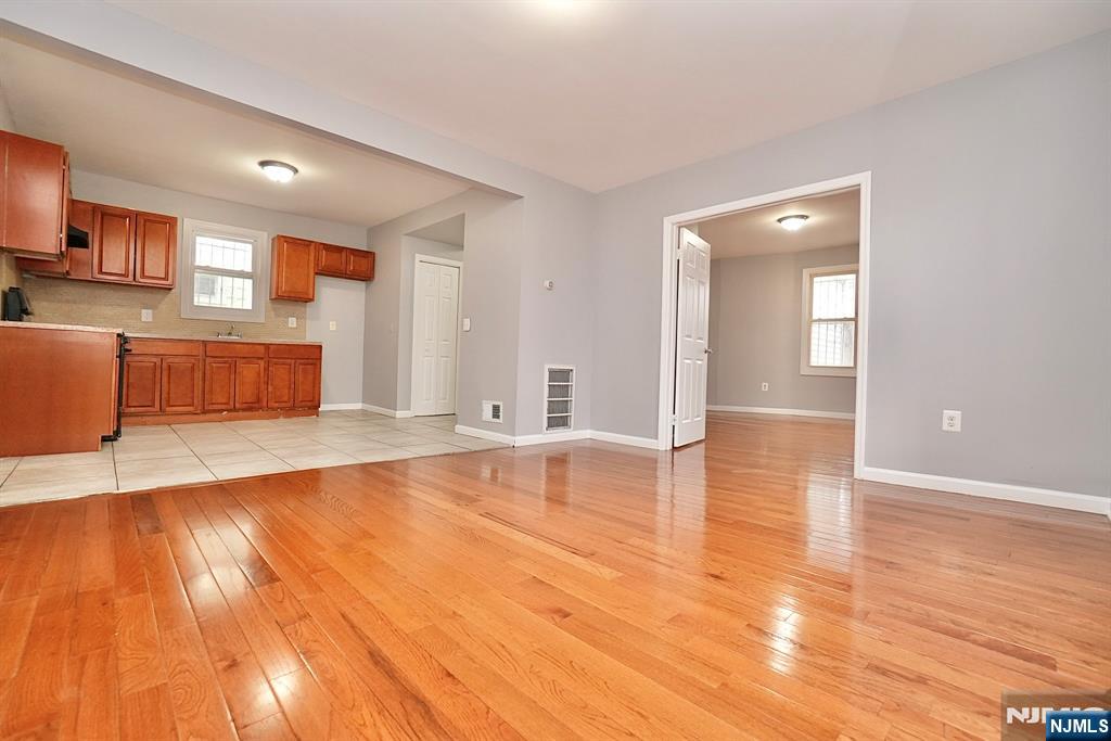 151 Vermont Avenue, Newark, NJ, 07106