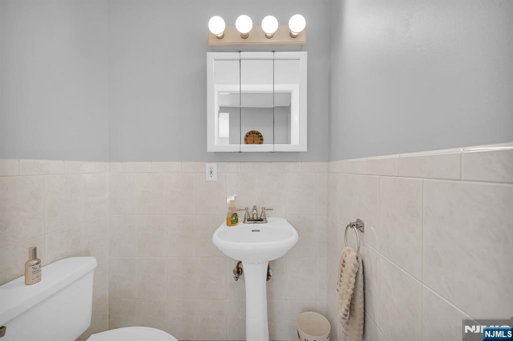 48 Main Avenue - Photo 5