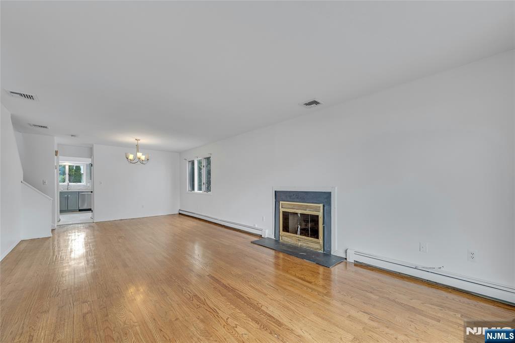 2410 3rd Street - Photo 3