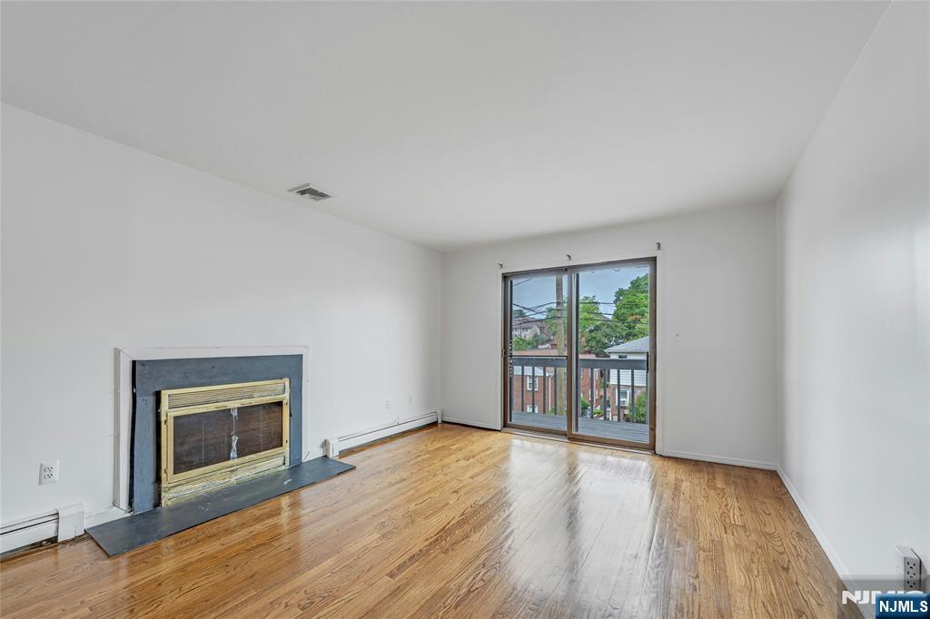 2410 3rd Street - Photo 5