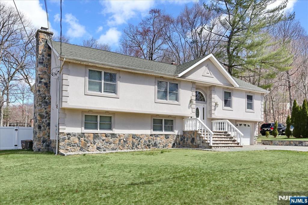 17A Garden Drive, Elmwood Park, NJ, 07407