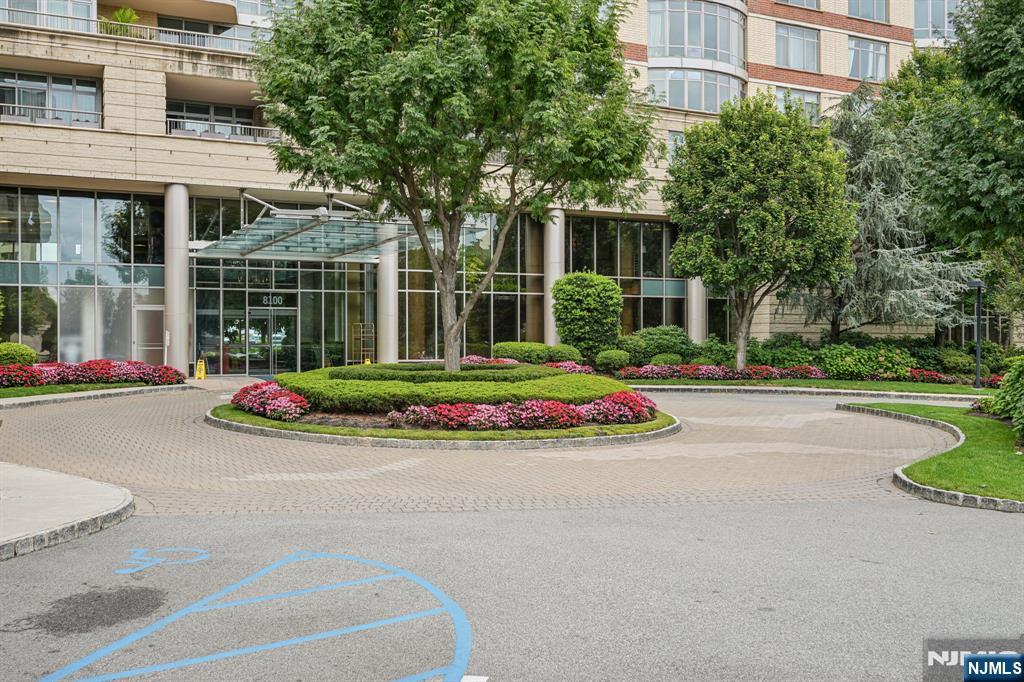 8100 River Road 210 - Photo 1