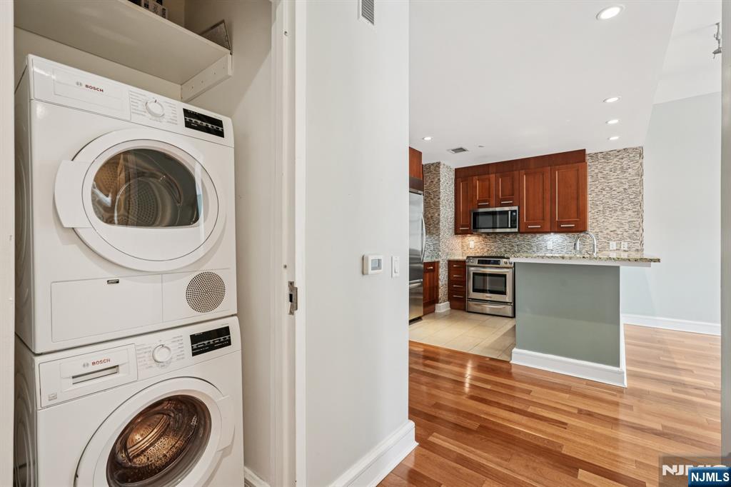 8100 River Road UNIT 210, North Bergen, NJ, 07047