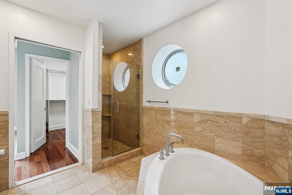 8100 River Road UNIT 210, North Bergen, NJ, 07047