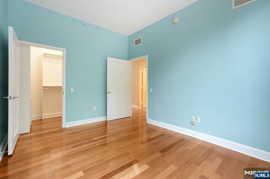 8100 River Road UNIT 210, North Bergen, NJ, 07047