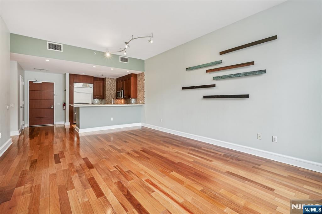 8100 River Road UNIT 210, North Bergen, NJ, 07047