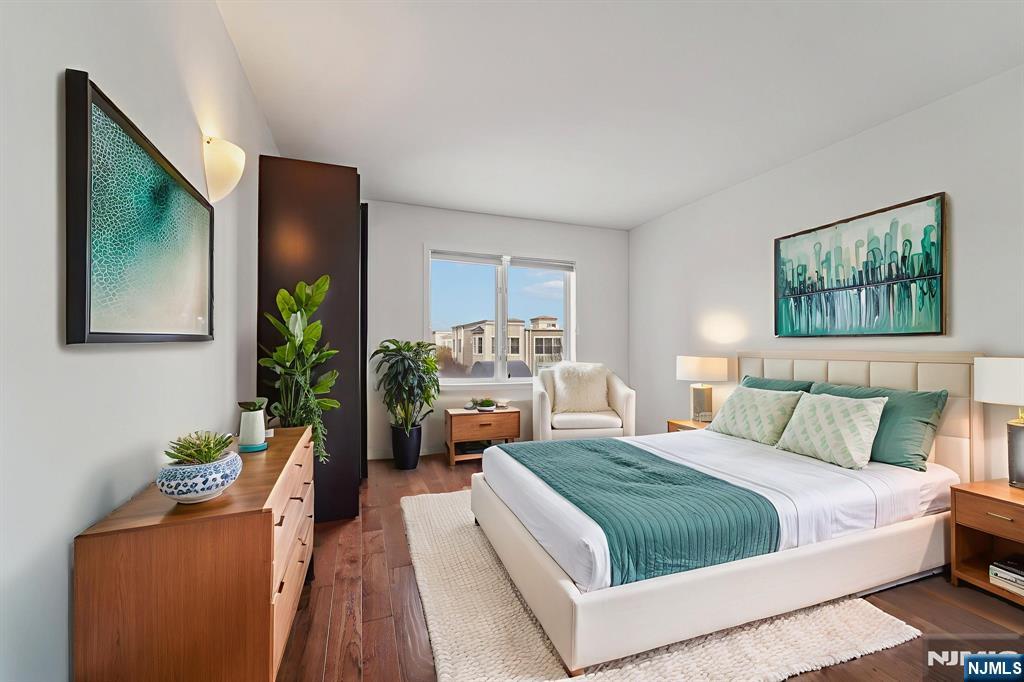 3118 City Place, Edgewater, NJ, 07020