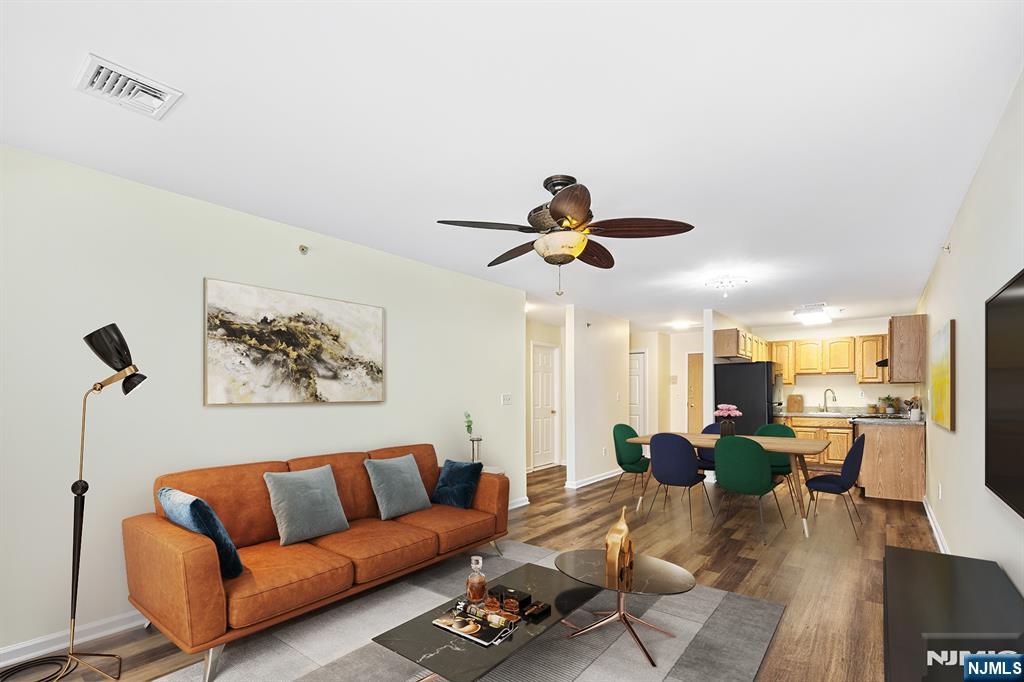 9 Madison Avenue 18 - Photo 3