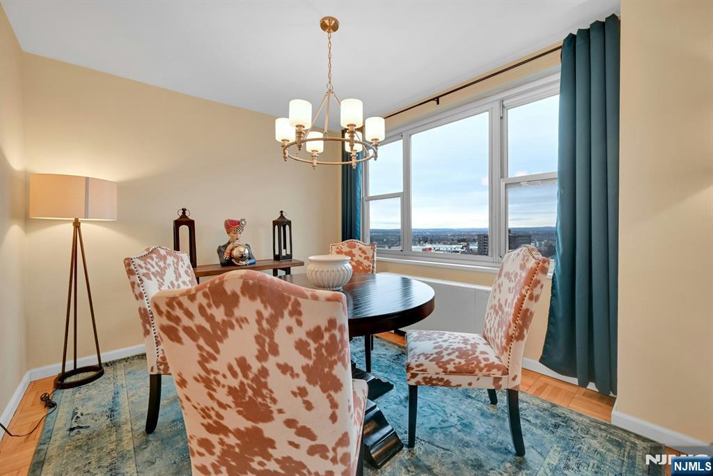 2000 Linwood Avenue, Fort Lee, NJ, 07024