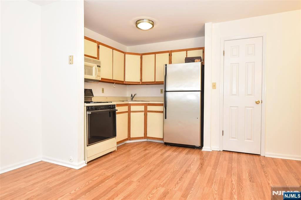 907 Thoreau Court - Photo 5