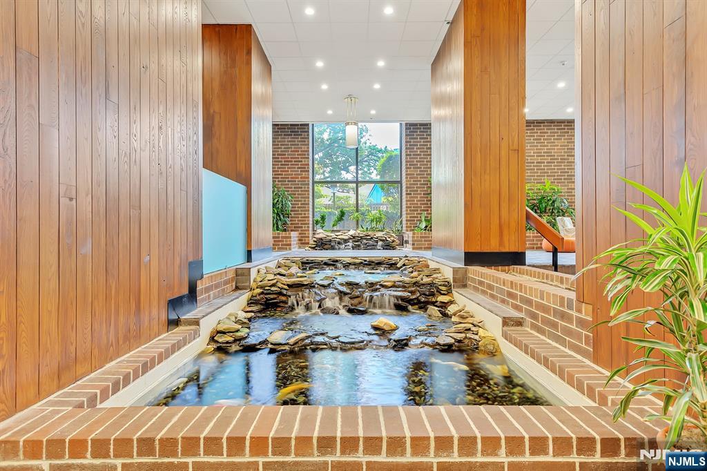 770 Anderson Avenue 14Q - Photo 2