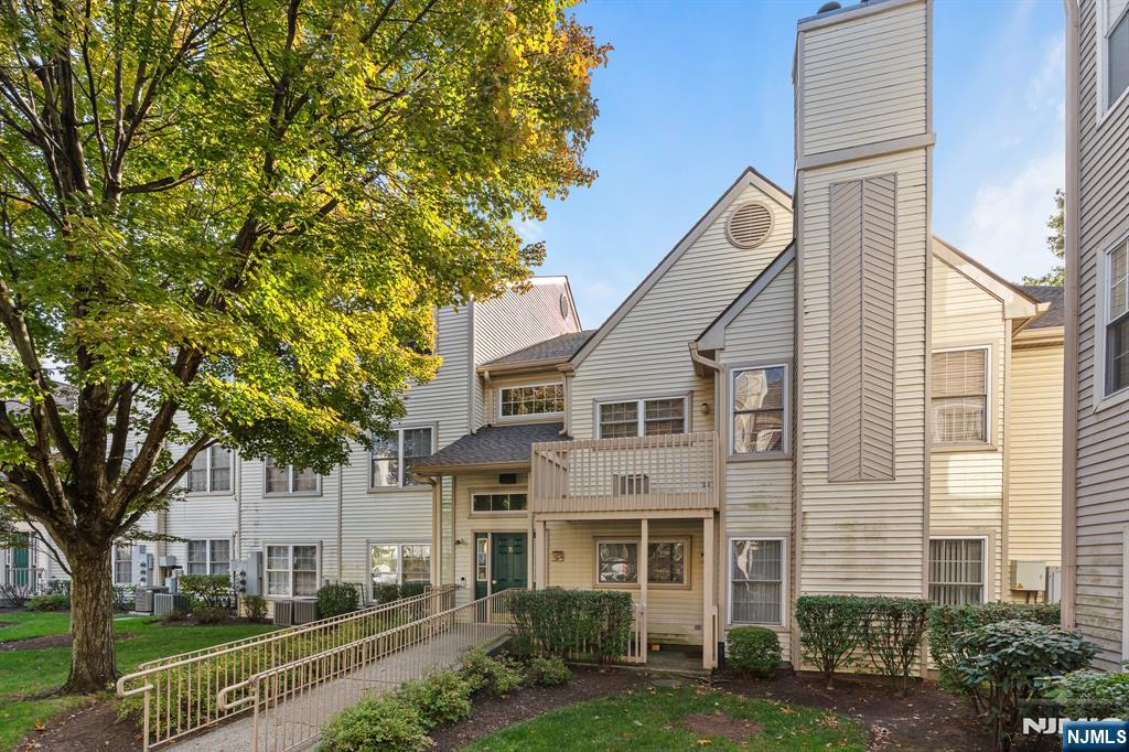 11 Evergreen Drive 63 - Photo 1