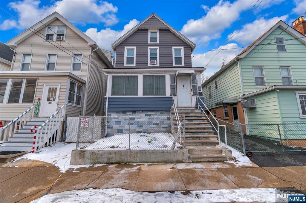 414 Mechanic Street - Photo 2