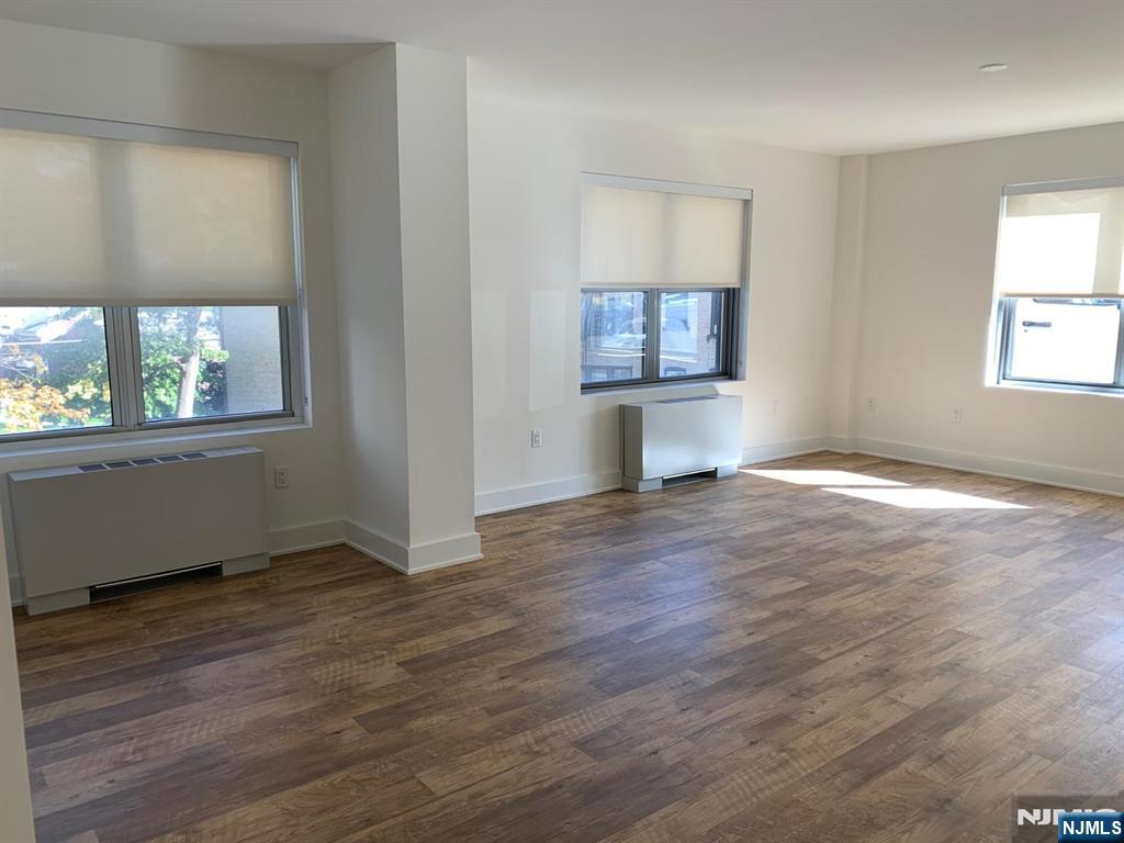 Living/Dining area