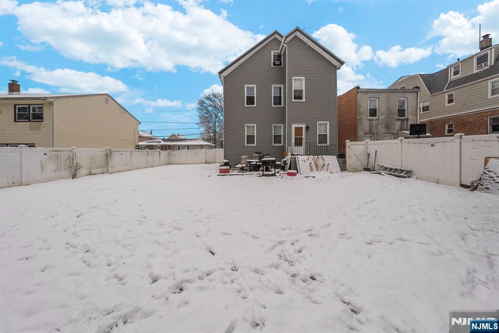 Homes for sale in Roselle, NJ | 1025 Rivington St, Roselle, NJ 07203 | MLS# 26000103