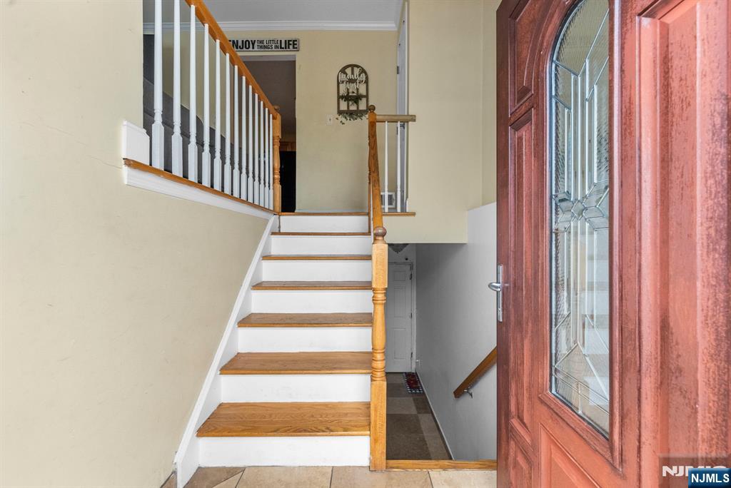 32 Hayward Place, Wallington, NJ, 07057