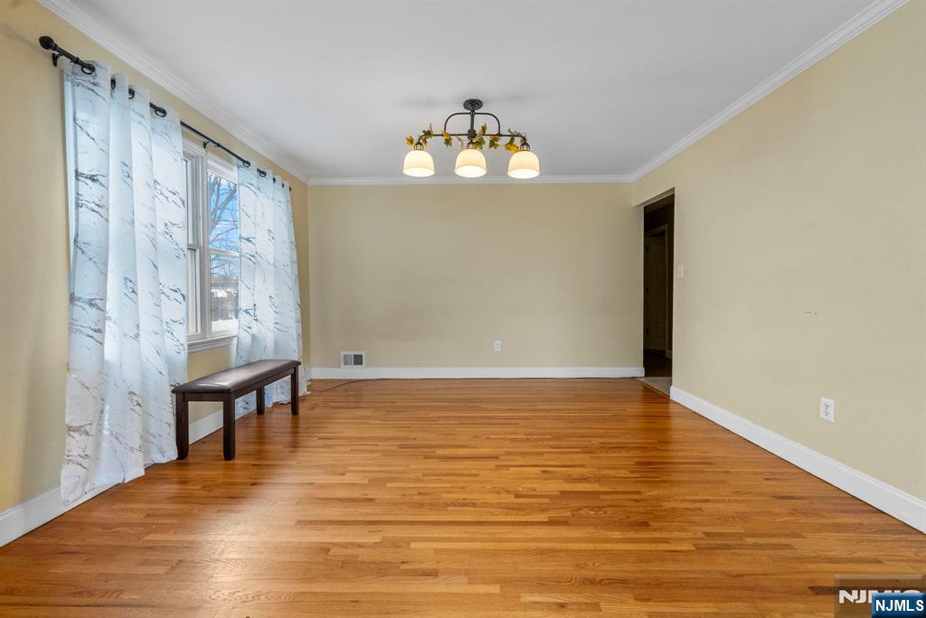 32 Hayward Place, Wallington, NJ, 07057