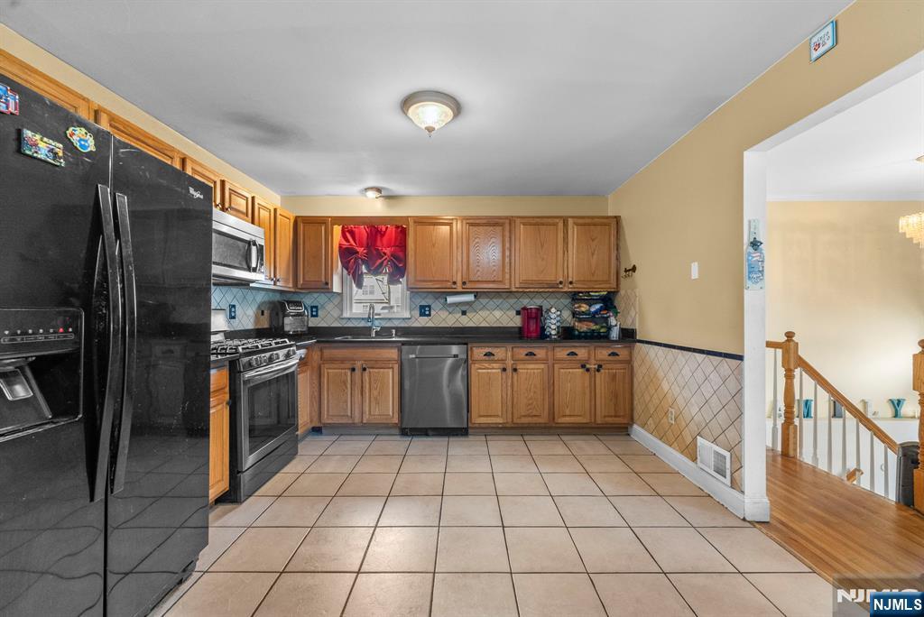 32 Hayward Place, Wallington, NJ, 07057