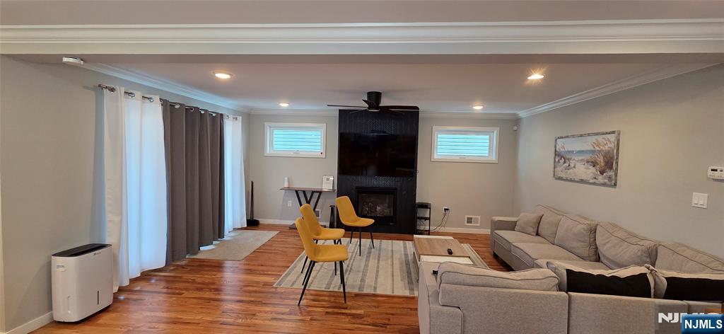 233 Dewey Drive — photo 12