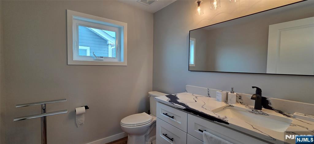233 Dewey Drive — photo 20