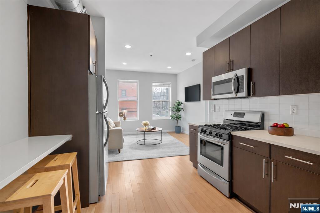 $785,000 Condo