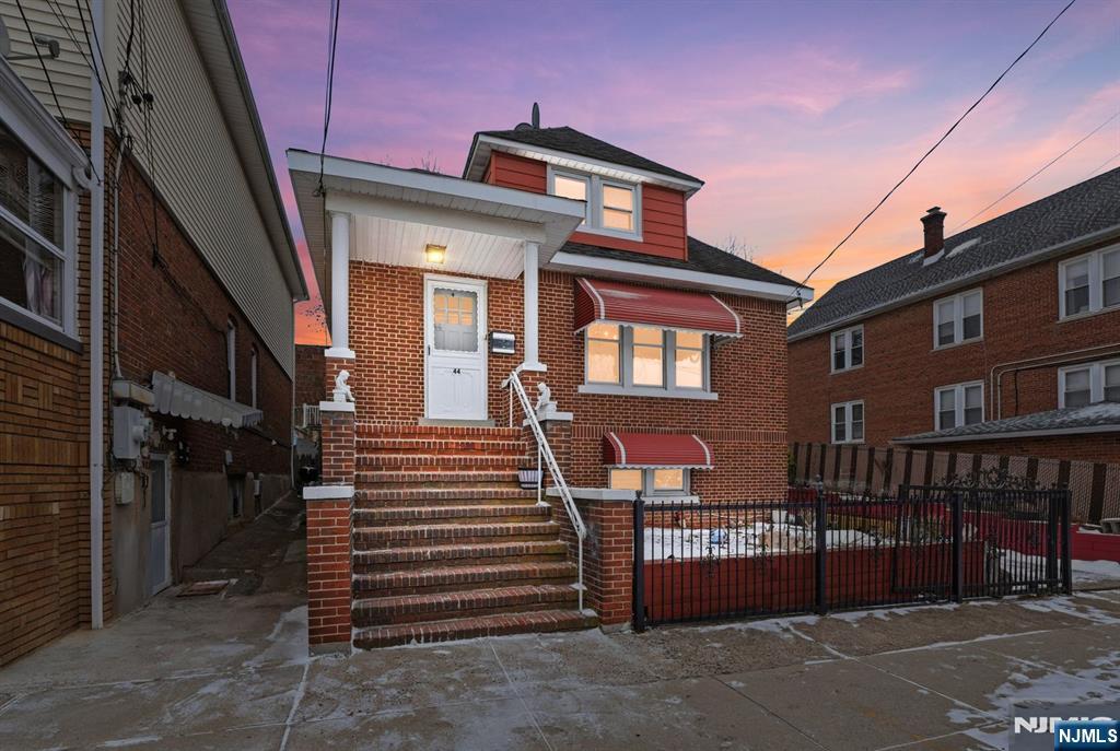 44 Malcolm Avenue - Photo 3