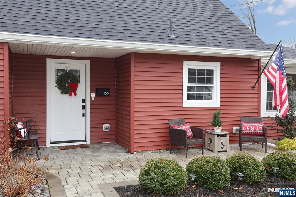 Homes for sale in Emerson, NJ | 129 Sanford Ave, Emerson, NJ 07630 | MLS# 26000338