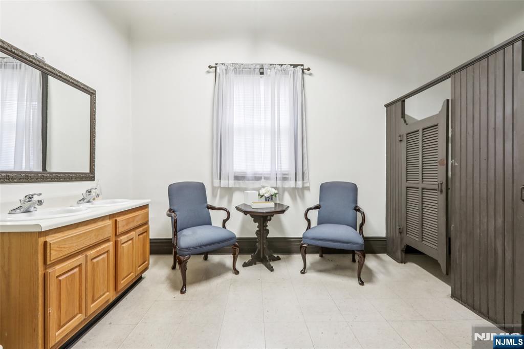 375 Fairmount Avenue — photo 15