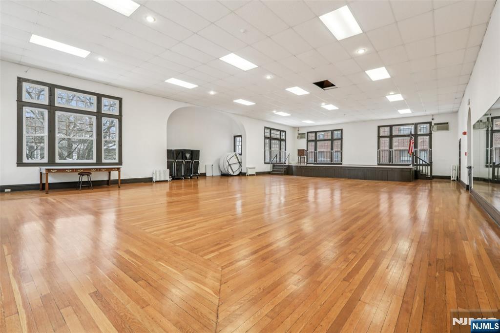 375 Fairmount Avenue — photo 17