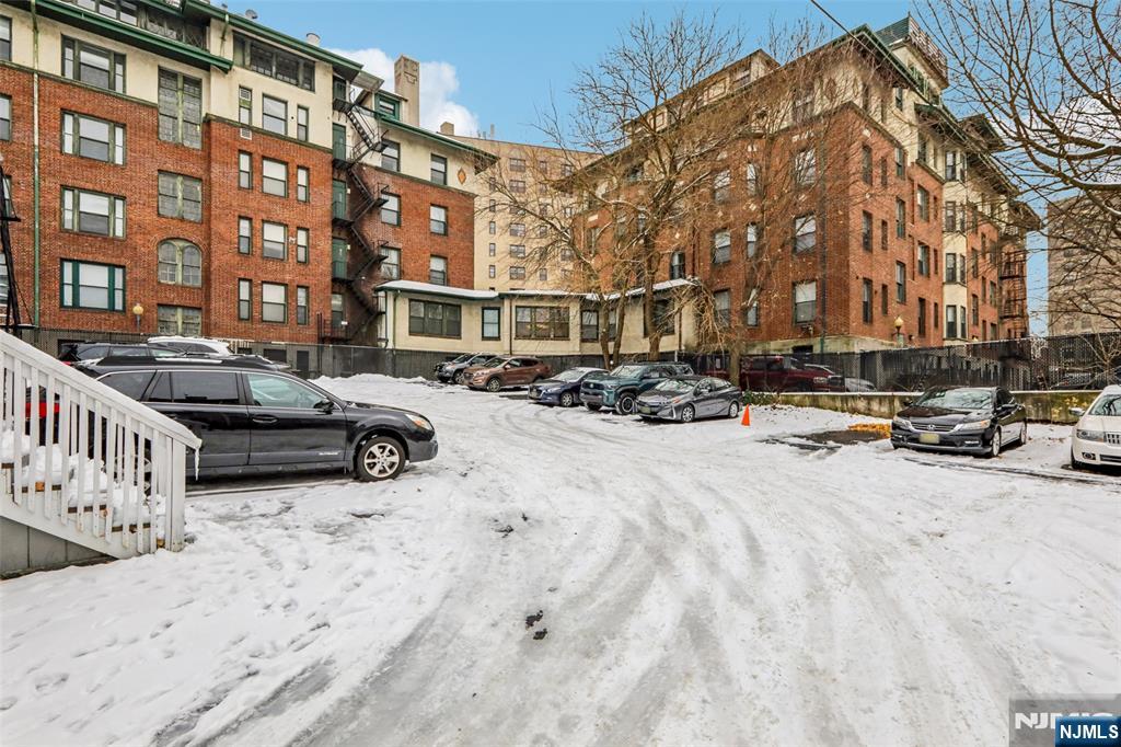 375 Fairmount Avenue — photo 23