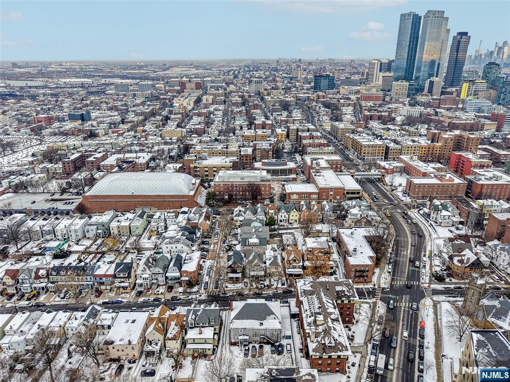 375 Fairmount Avenue — photo 33