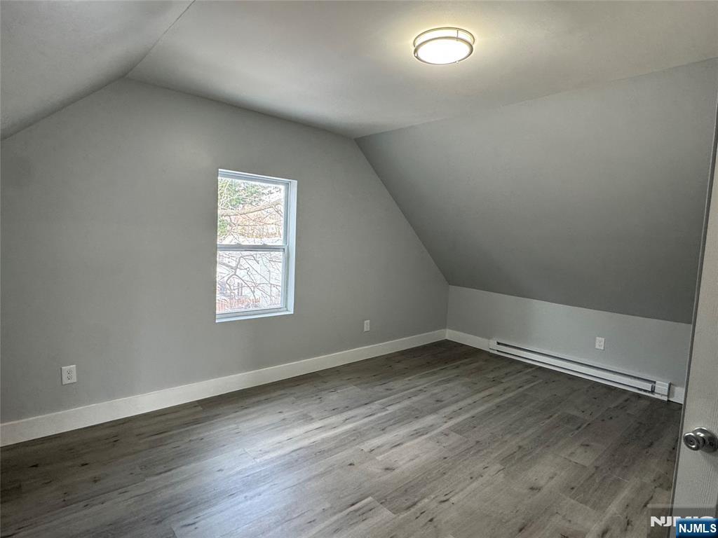 327 Maple Avenue 3 - Photo 5