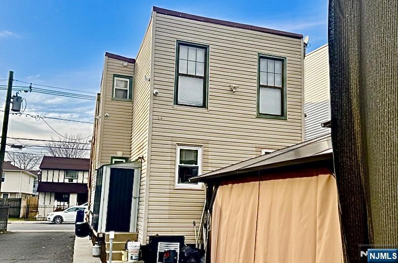 20 Lake Street - Photo 5