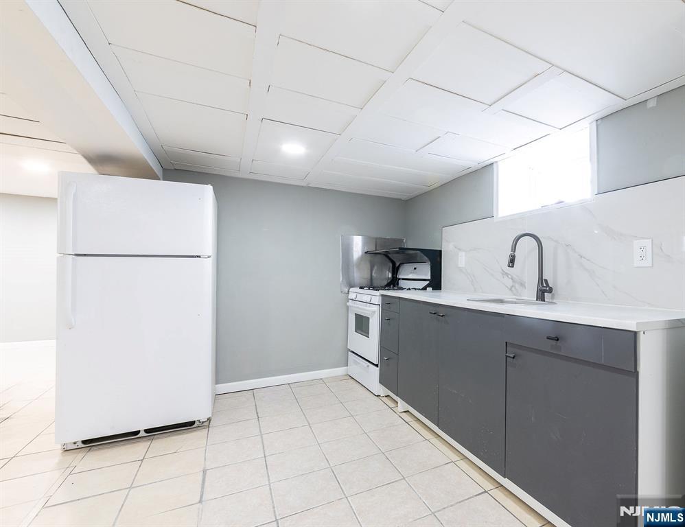 34 Kearney, Lyndhurst, NJ, 07071