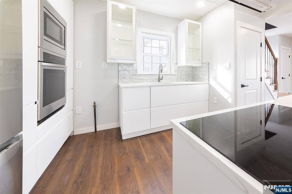 34 Kearney, Lyndhurst, NJ, 07071