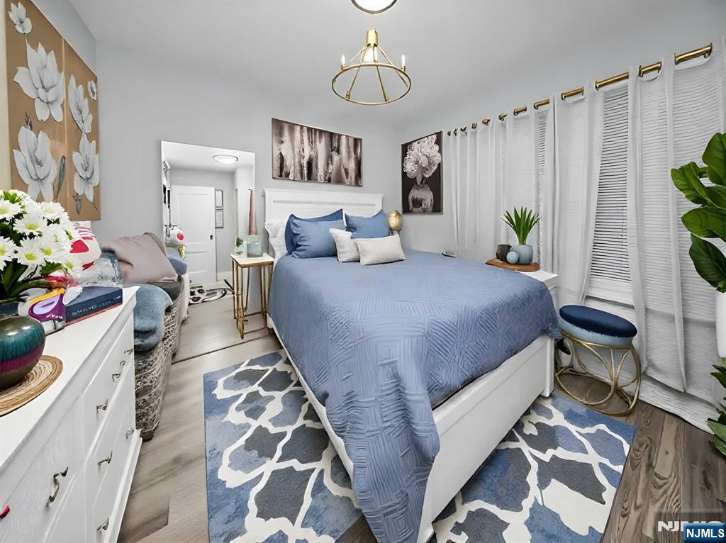 740 E 18th Street - Photo 2