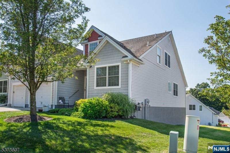 11 Fairchild Lane 11 - Photo 3